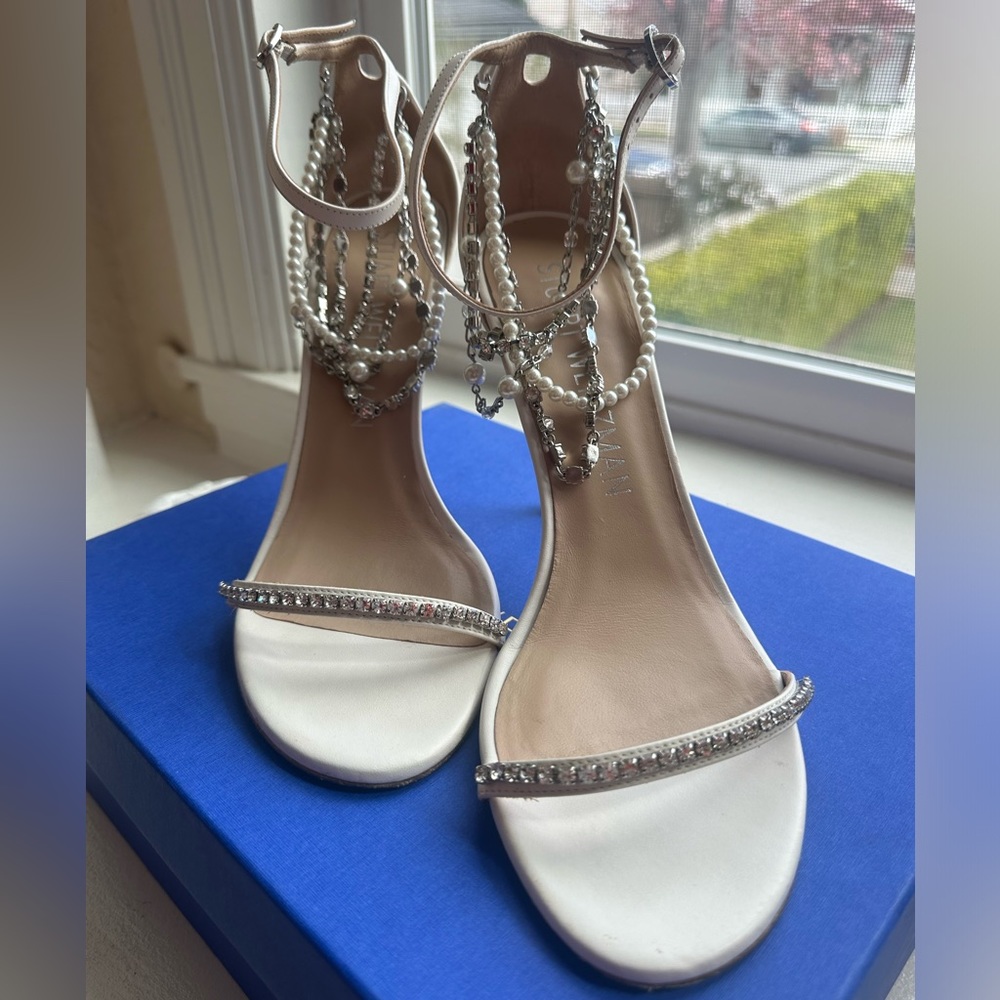 Start Weitzman SZ 10.5 White Crystal Bridal Heels